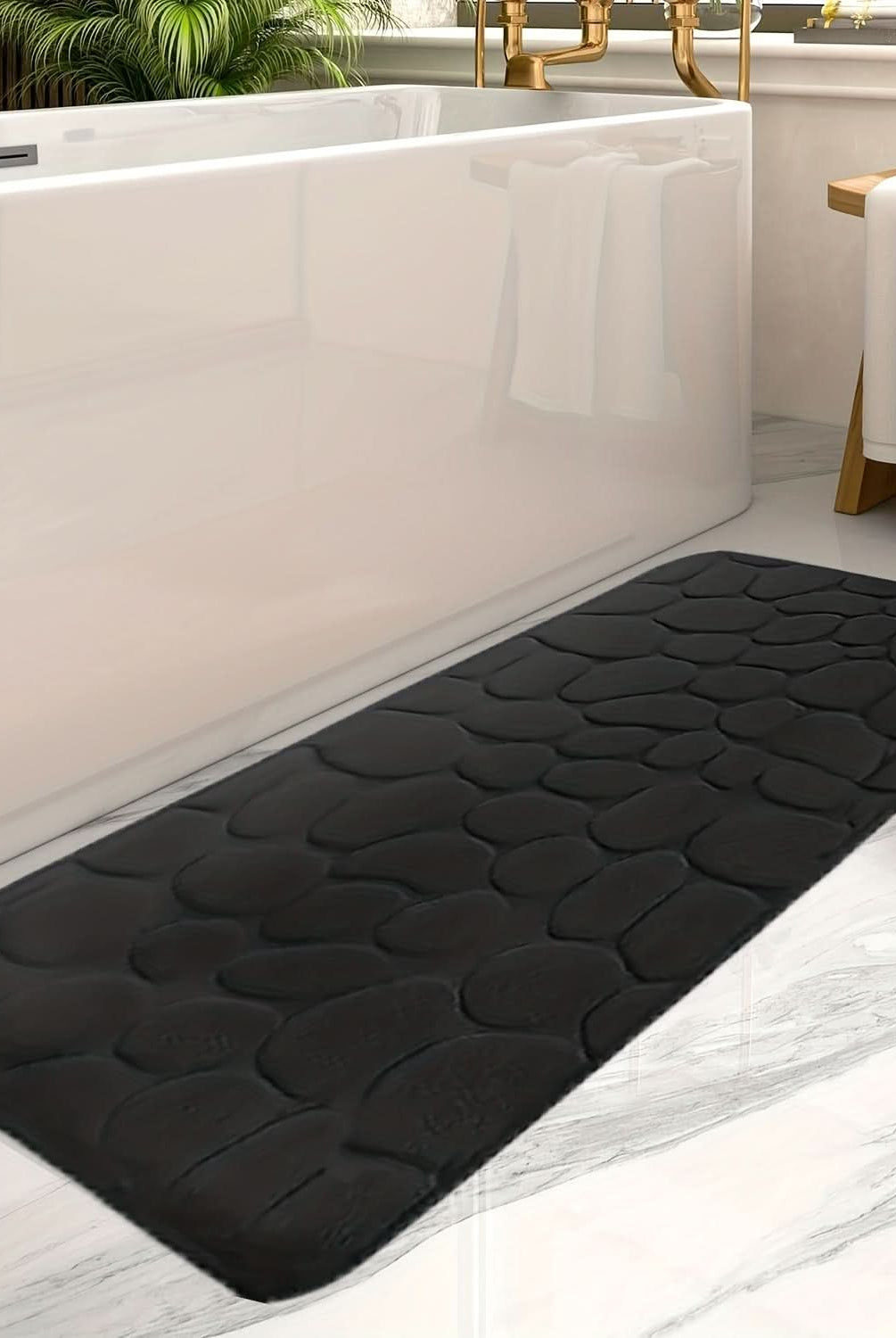 Large Non-Slip Bath Mat with Elegant Stripe Design – Comfortable Machine Washable Bathroom Rug for Safety and Style 1