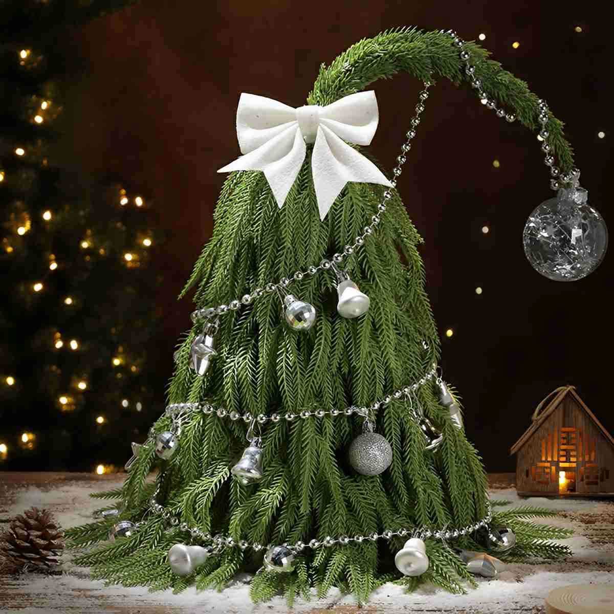 Artificial Small Christmas Tree with Realistic Green PE Foliage – Compact Holiday Decor for Indoor Spaces 5