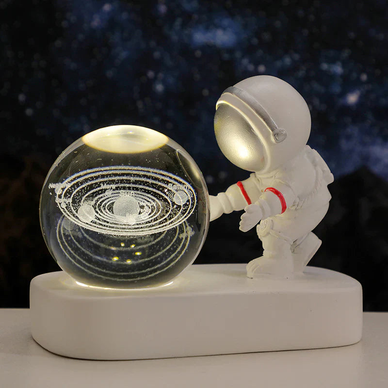 Astronaut Night Light - Enchanting LED Crystal Ball Illumination 3