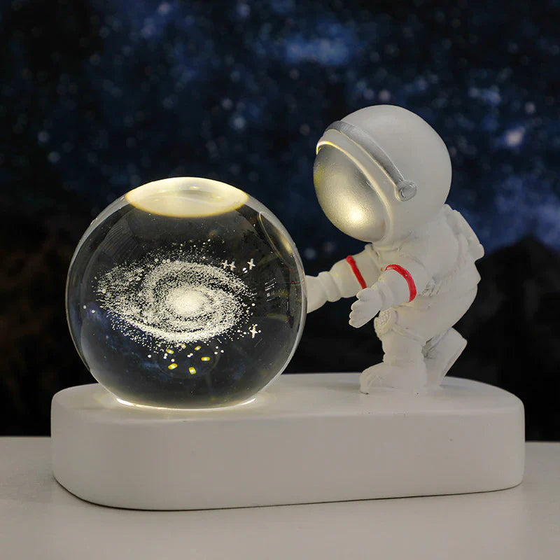 Astronaut Night Light - Enchanting LED Crystal Ball Illumination 5