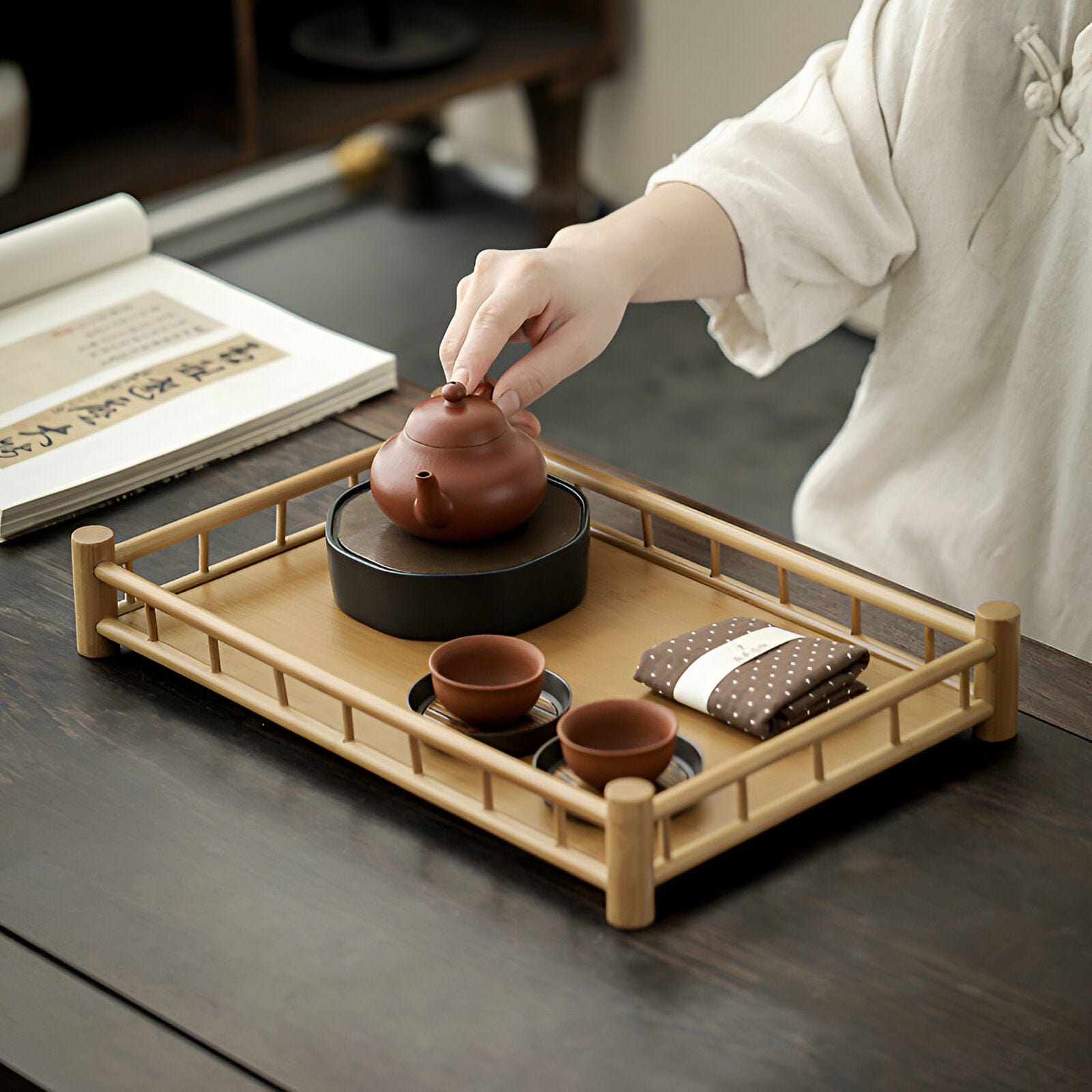Bamboo Tea Tray - Elegant Design for Mindful Tea Rituals & Gatherings 1