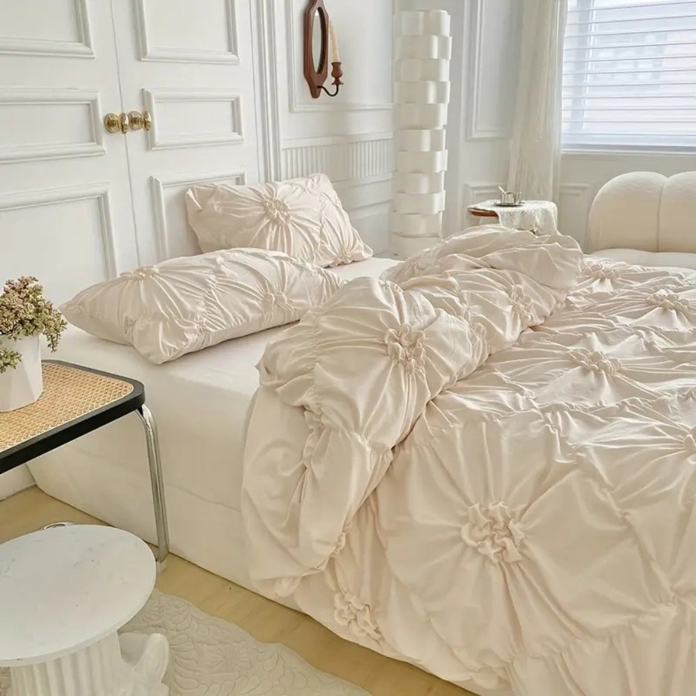 Duvet Cover Set - Pinch Pleat Floral Design with Secure Fit & Soft Fabric 2