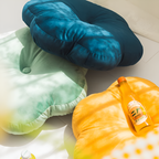 Flower-Shaped Velvet Cushion - Cozy Comfort & Playful Decor 1