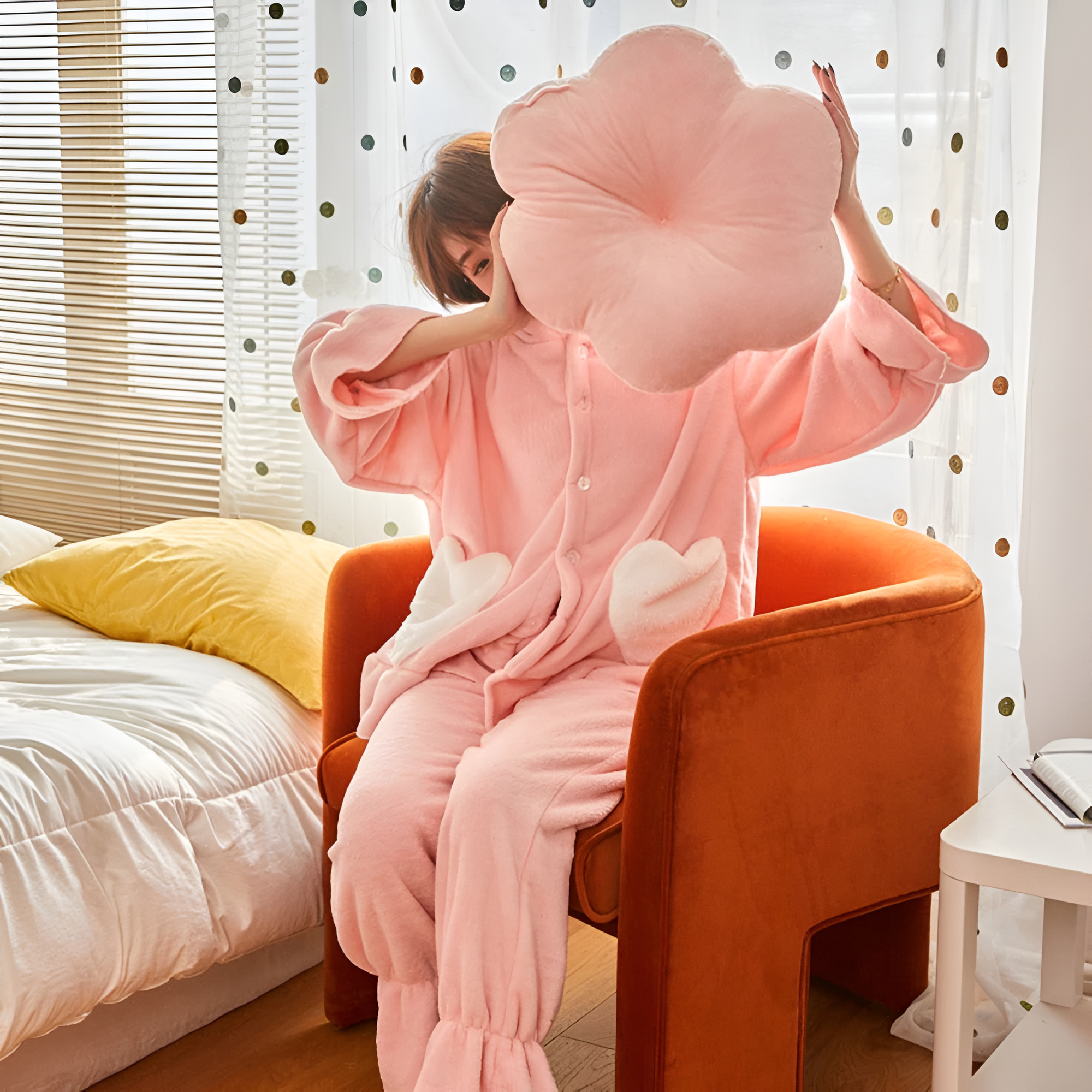 Flower-Shaped Velvet Cushion - Cozy Comfort & Playful Decor 5