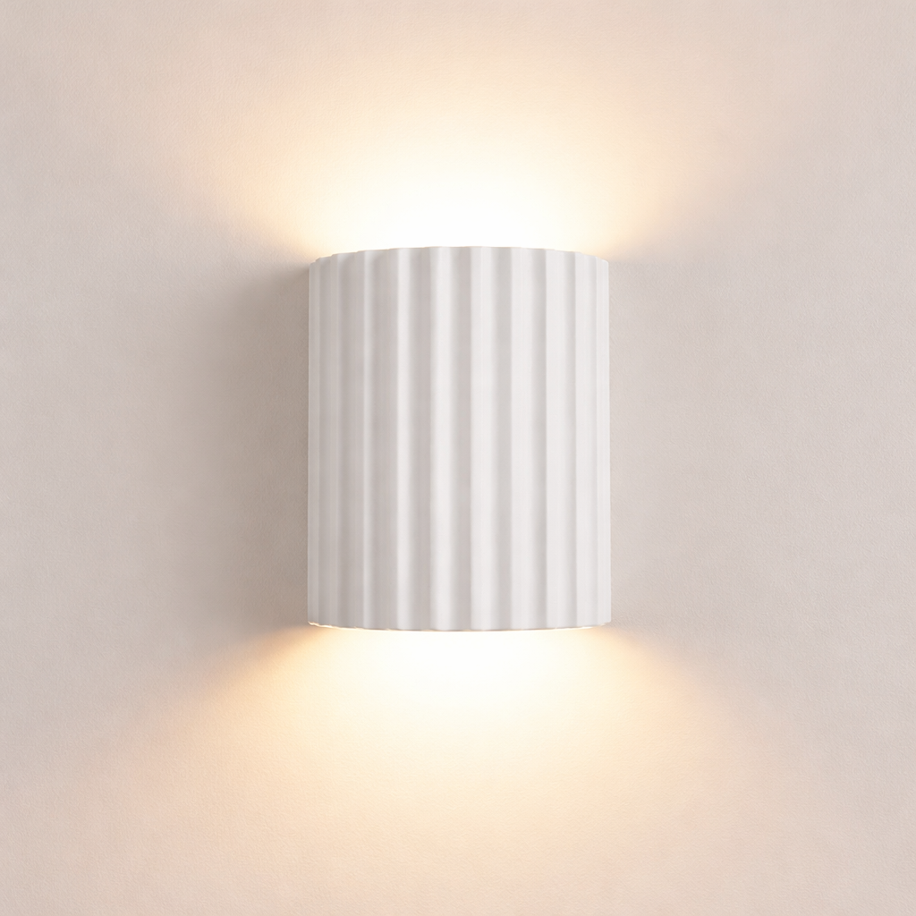 Fluted Wall Light - Sculptural Sconce with Ambient Glow for Modern Spaces 00