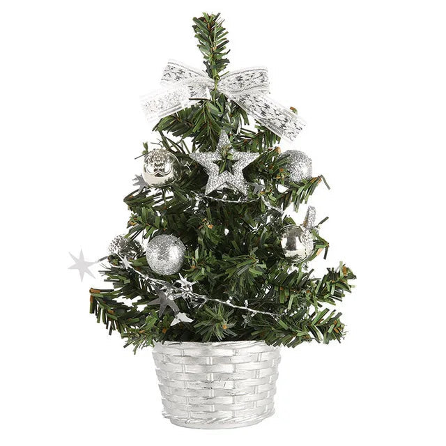 Handmade Christmas Tree Decoration - Durable, Customizable, Multi-Size Options 8