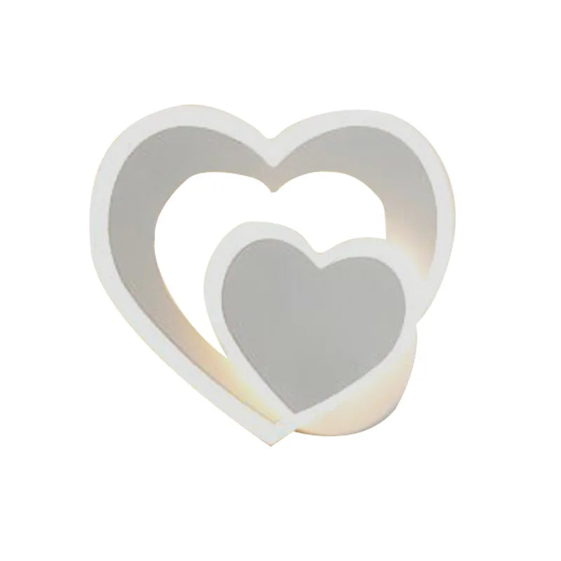 Heart Wall Light - Cozy LED Sconce for Romantic Ambiance 6