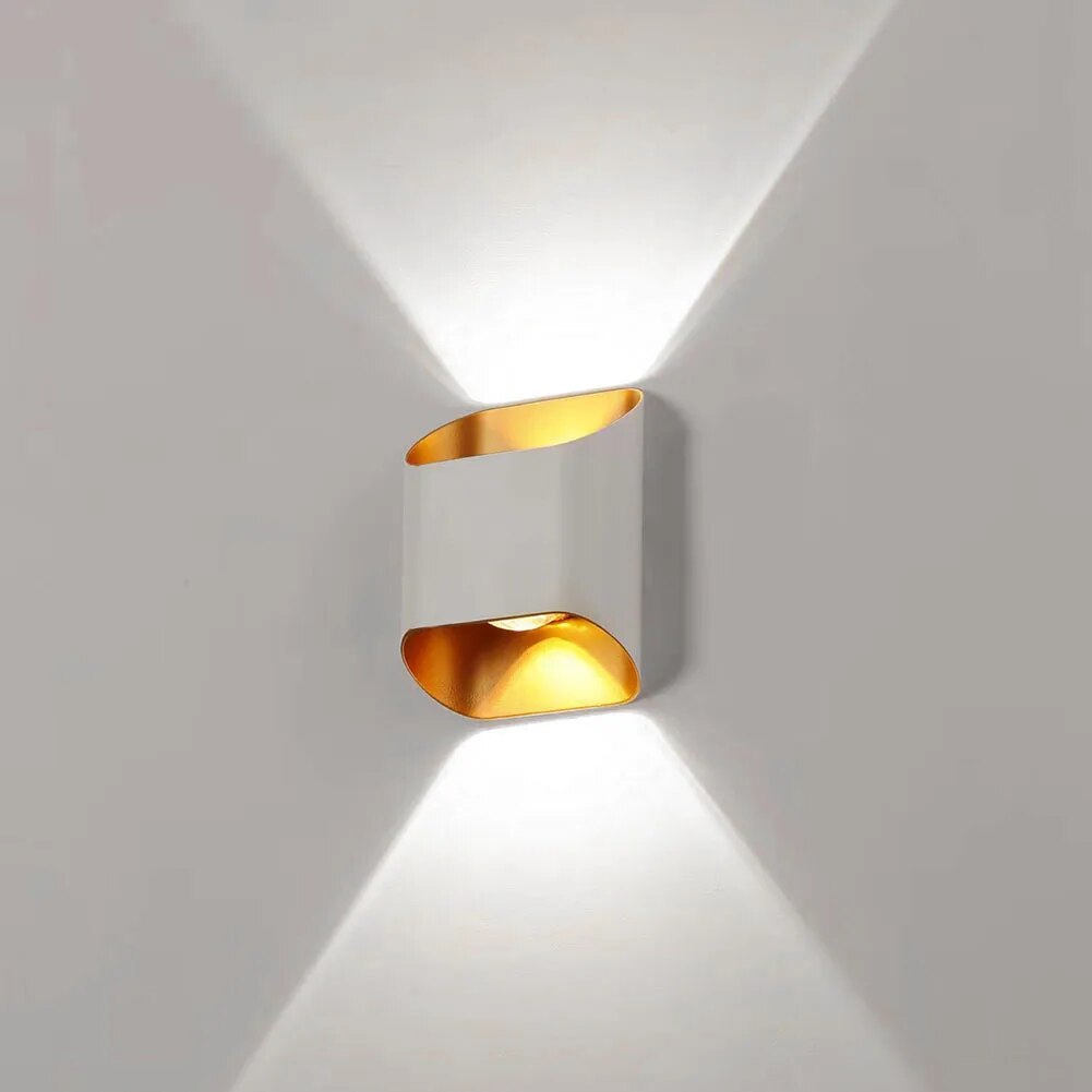 IP65 Outdoor Wall Lights - Modern Design, Durable Illumination 1