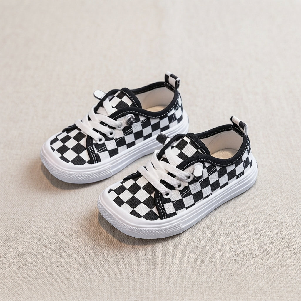 Lightweight Kids Sneakers Breathable Fabric Non Slip Rubber Sole
