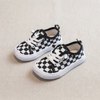 Lightweight Kids Sneakers Breathable Fabric Non Slip Rubber Sole