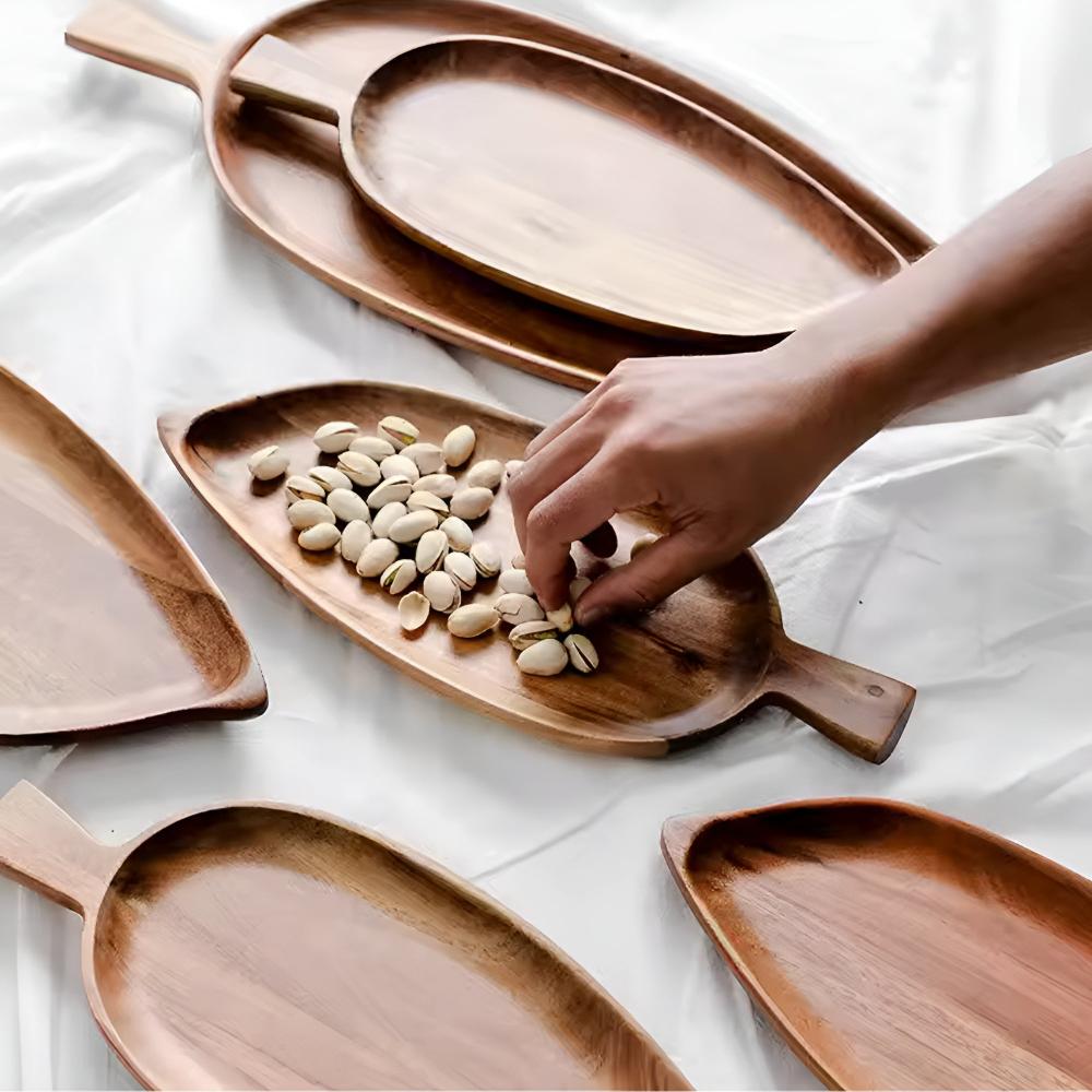Leaf-Shaped Wooden Serving Plate - Elegant Design for Versatile Use 2