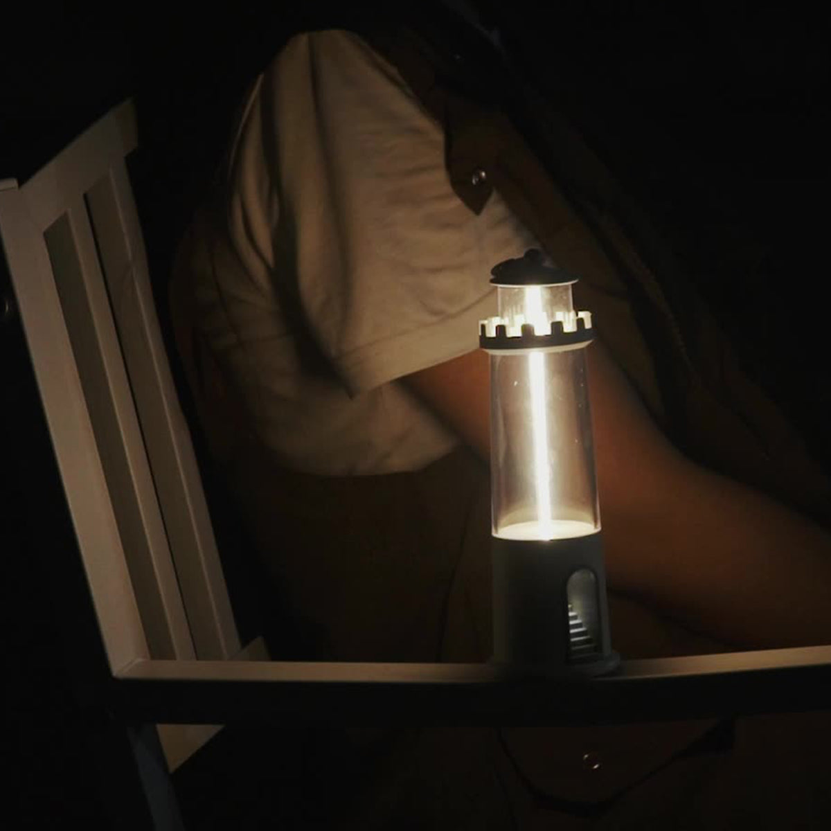 Magnetic Rechargeable Lantern - Versatile, Portable Lighting Solution 3