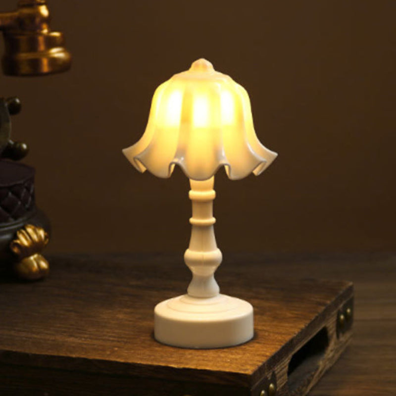 Nordic Battery Operated Table Lamp - Cordless LED Bedside Lighting 5