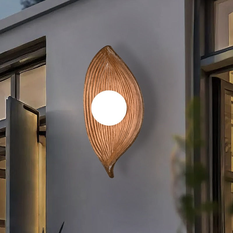 Nordic Leaf Wall Sconce - Warm LED Wall Light for Relaxing Ambiance 0
