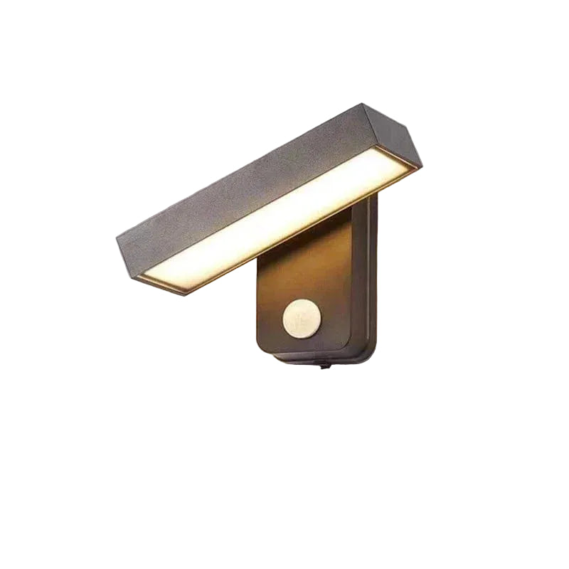 Outdoor PIR Motion Sensor Wall Light - Energy Efficient & Adjustable 8