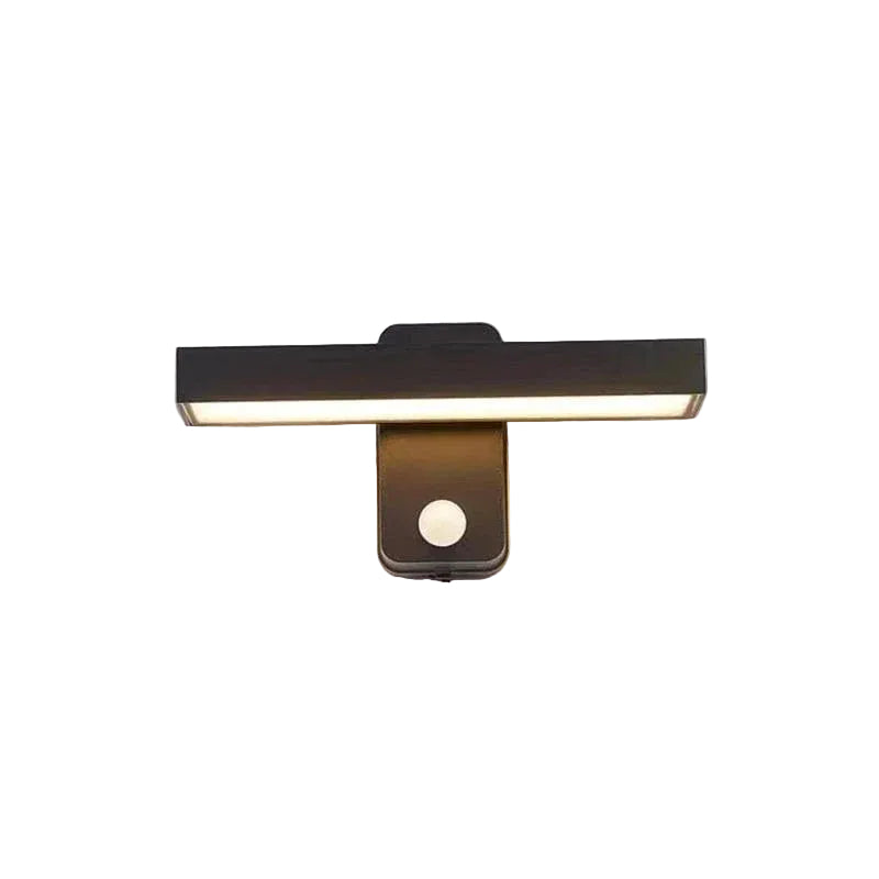 Outdoor PIR Motion Sensor Wall Light - Energy Efficient & Adjustable 9