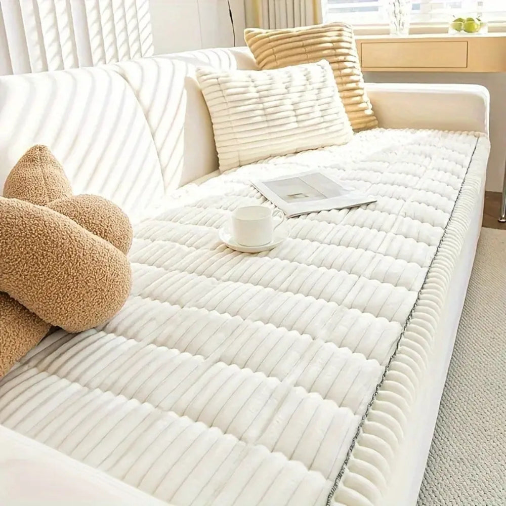 Plush Sofa Cover with Pleated Edges – Soft Microfiber Slipcover for Dogs and Elegant Protection 2