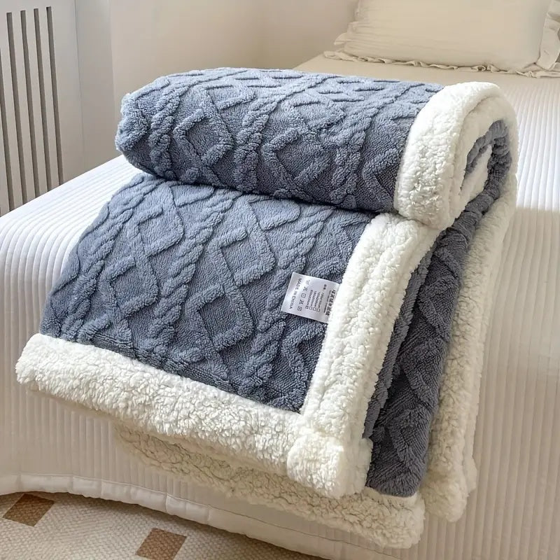 Reversible Sherpa Blanket – Ultra-Soft Brushed Fleece, Cozy All-Season Throw for Sofa and Bed, Lightweight and Machine Washable 3
