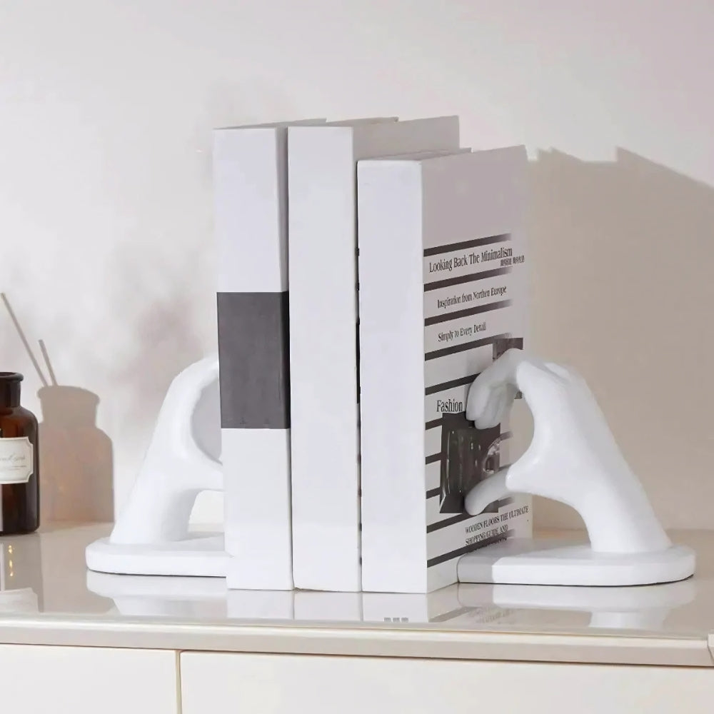 Sculptural Bookends - Elegant Heart Design for Stylish Organization 2