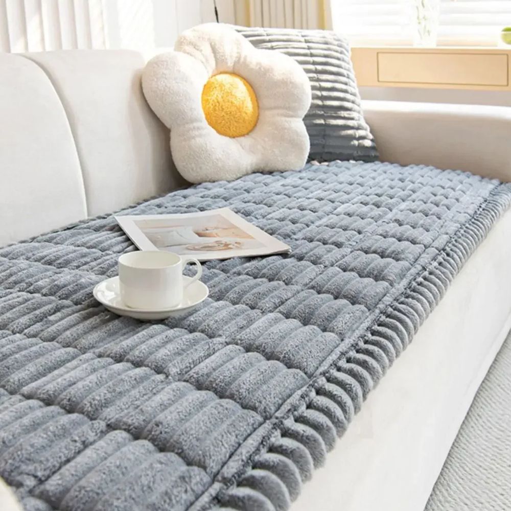 Sofa Cover Ultra Plush Fabric Non Slip Machine Washable Universal Fit Sofa Protector 02