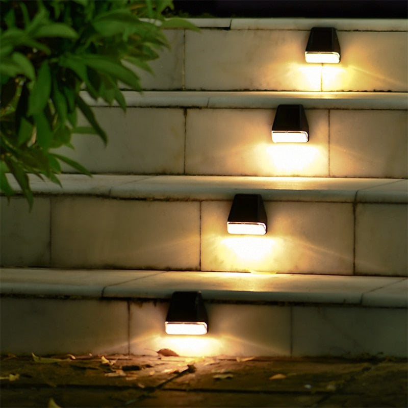 Solar Outdoor Light - Eco-Friendly LED Landscape Lighting for Gardens 2