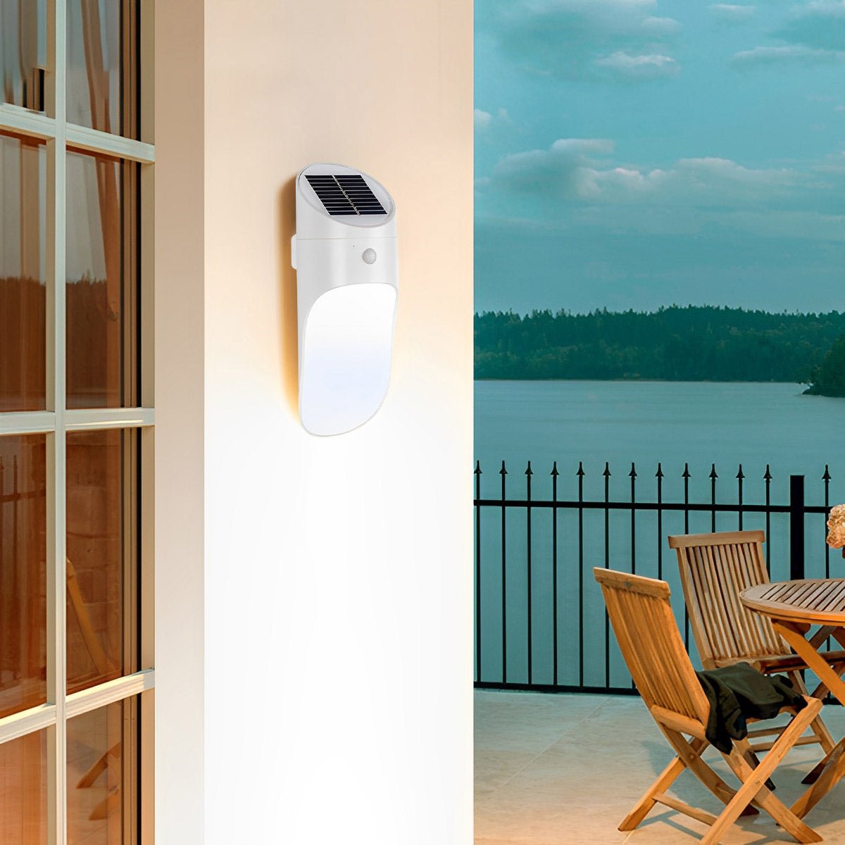 Solar Outdoor Wall Light - Motion Activated, Weather-Resistant & Wireless 4