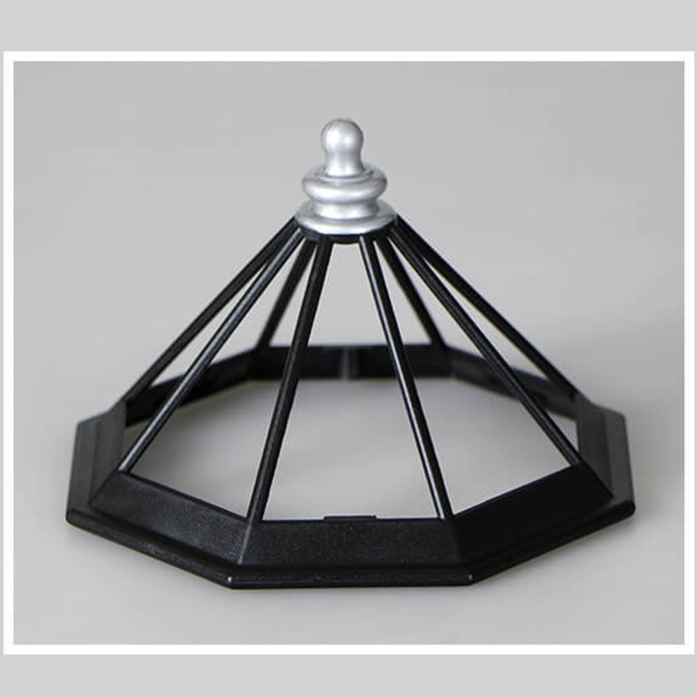 Solar Rotating Tower LED Garden Light - Energy-Efficient Outdoor Illumination 7