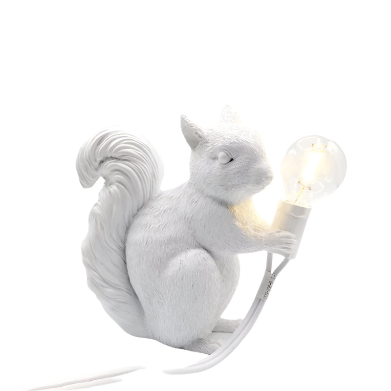 Squirrel LED Table Lamp – Cute Bedside Lamp with Warm Light for Kids' Rooms and Modern Bedroom Decor 2