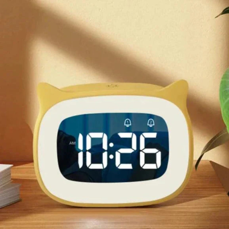 Voice-Controlled Digital Alarm Clock - Dual Alarms & Rechargeable Battery 2