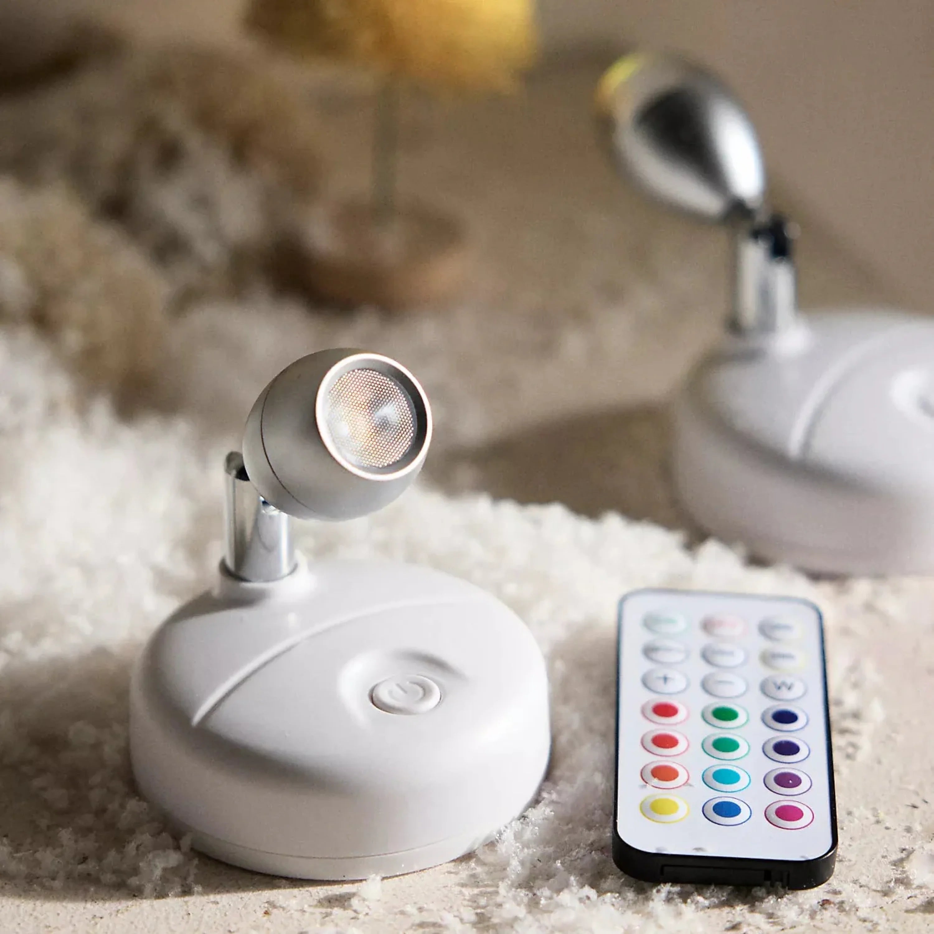 Wireless RGB Mood Spotlight - Adjustable Brightness for Indoor Plants 0