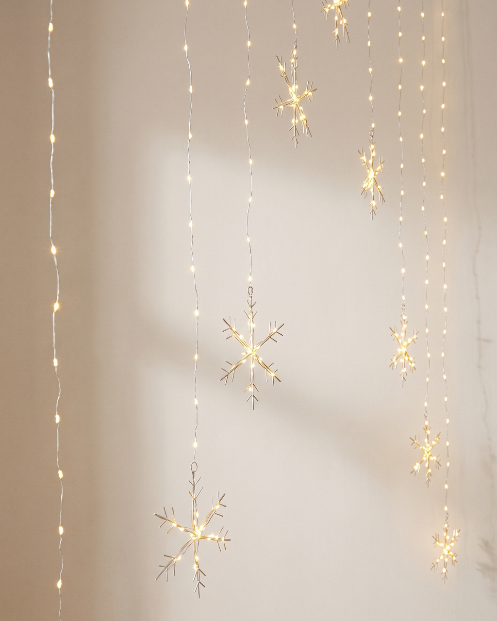 Snowflake Curtain Lights, 336 Warm White LEDs, Static Illumination, Winter Decor