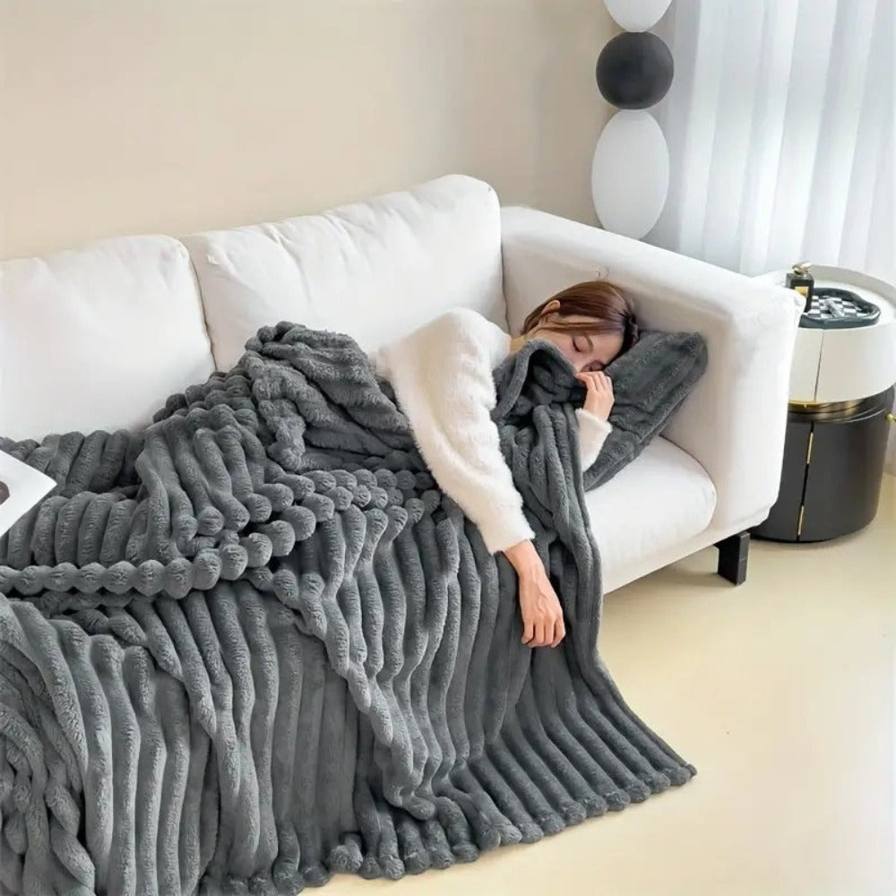 Ultra-Soft Cloud Blanket Ð Luxury Plush Throw for Warmth & Everyday Comfort 1