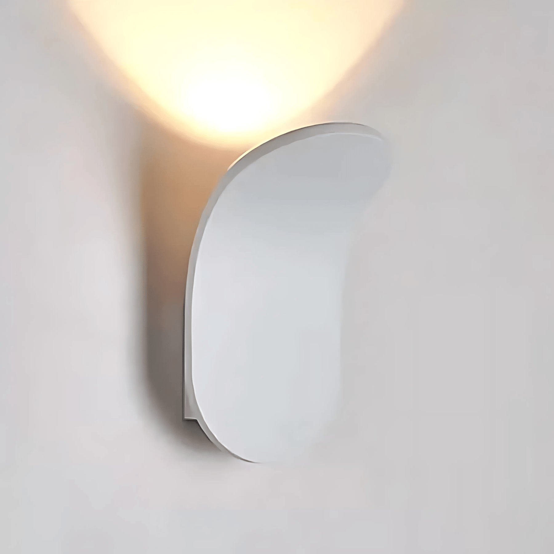 Brushed Metal Wall Light Ð Sleek Minimalist Design for Elegant Spaces 3