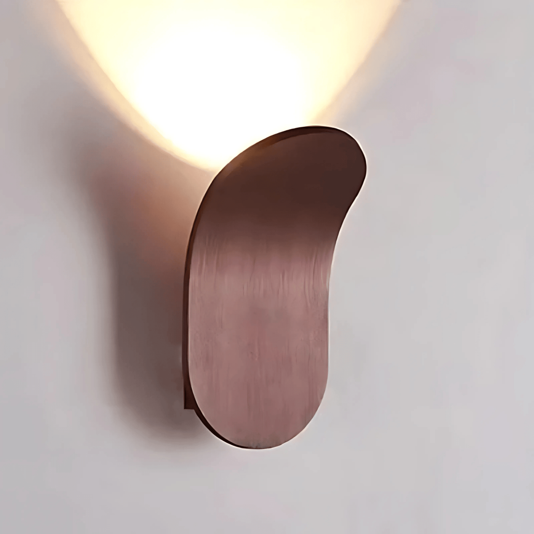 Brushed Metal Wall Light Ð Sleek Minimalist Design for Elegant Spaces 1